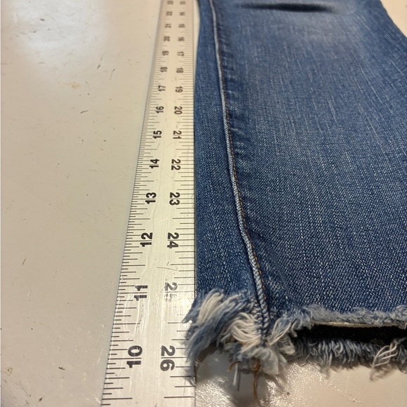 Madewell 9” High Rise Skinny Crop Jeans, Size 29, Raw Hem, Excellent Condition - Picture 8 of 9
